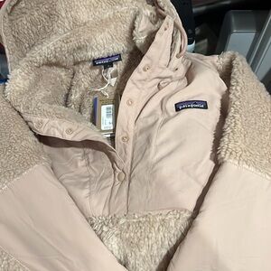 Patagonia Women's Beige Hooded Jacket